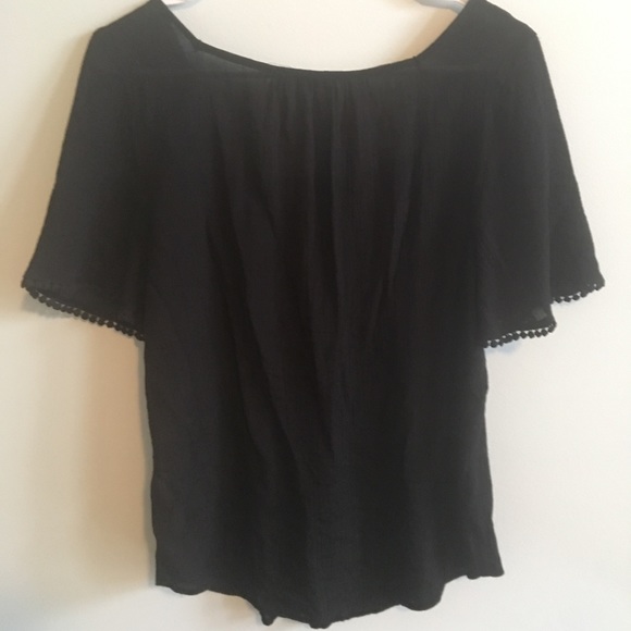 Embroidered blouse - Picture 5 of 7